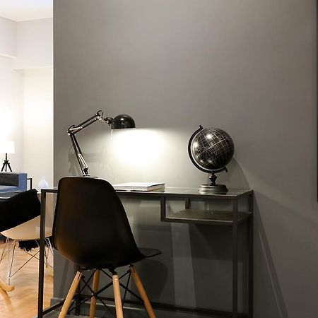 Modern Downtown Flat Near The Acropolis By Upstreet Lägenhet Aten Exteriör bild
