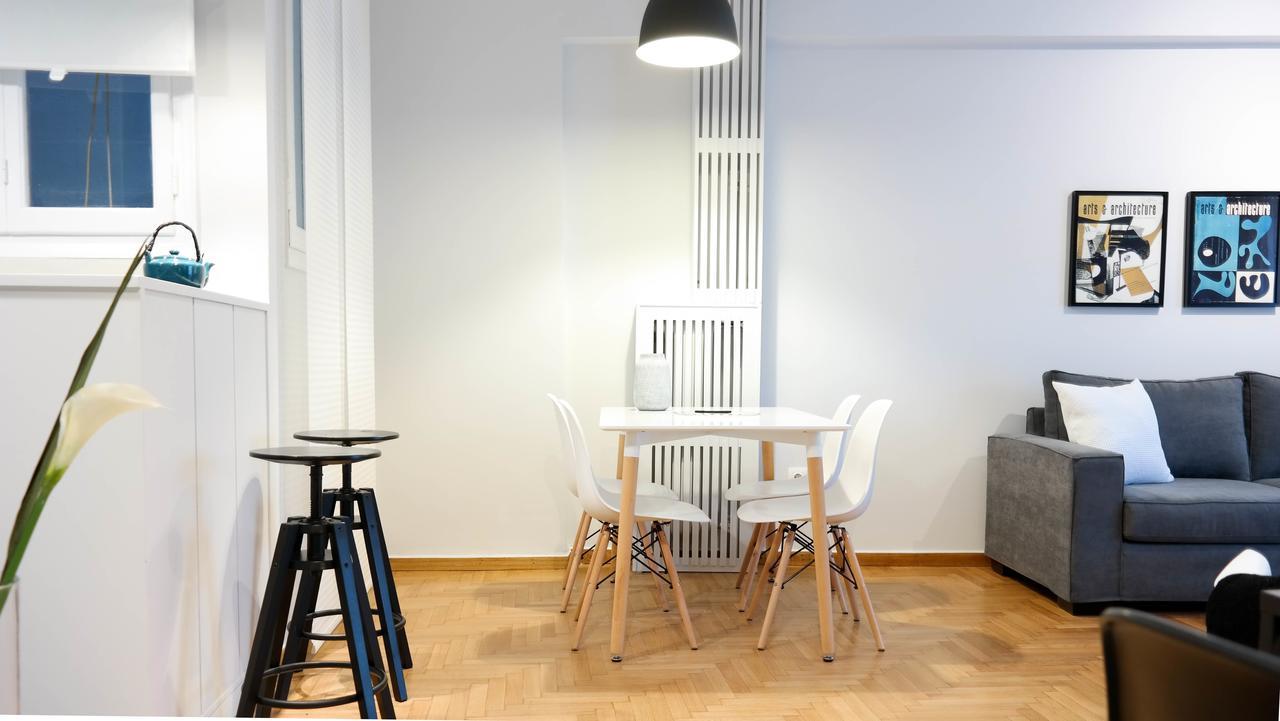 Modern Downtown Flat Near The Acropolis By Upstreet Lägenhet Aten Exteriör bild